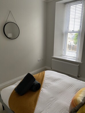 2 chambres, bureau, fer et planche Ă repasser, Wi-Fi