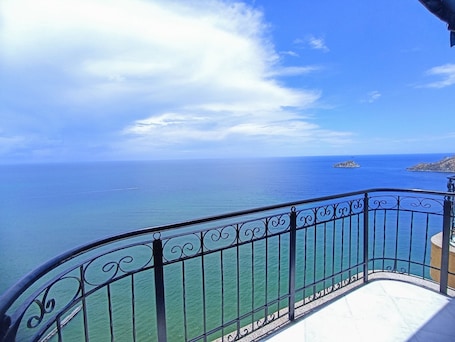 Panoramic Apartment, 2 Bedrooms | Balcony view