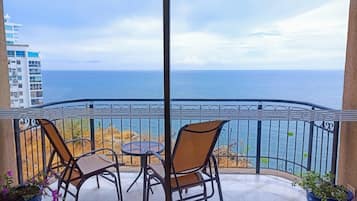 Apartment, 2 Bedrooms | Beach/ocean view