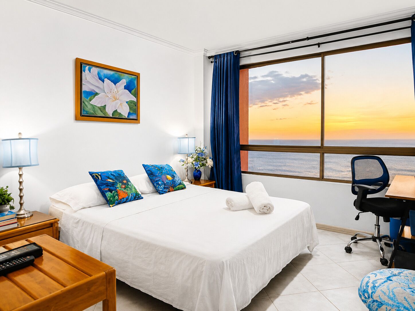 Appartamento panoramico, 2 camere da letto | Con arredamento individuale, Wi-Fi gratuito, lenzuola