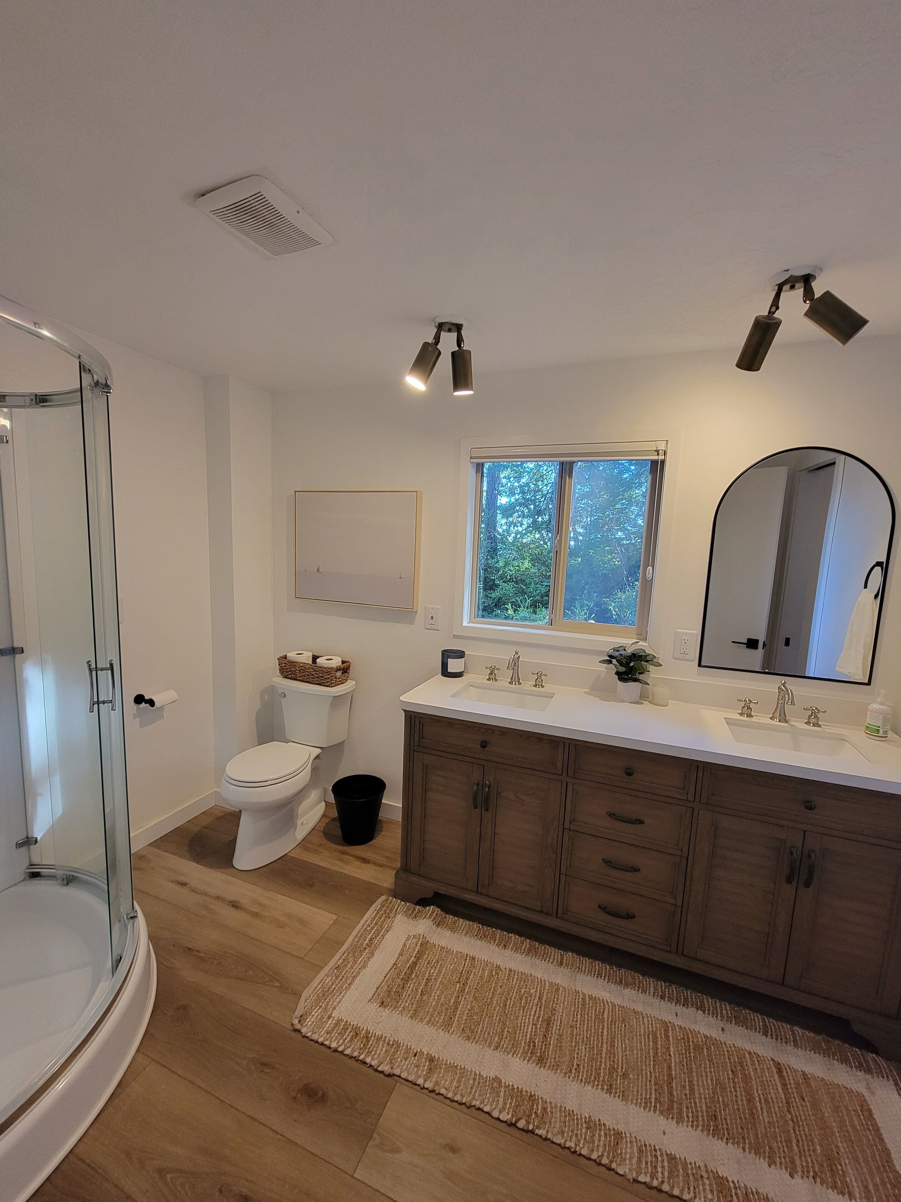 Seascape Cabin | PNW - Waterfront, trails, beaches and so much more!