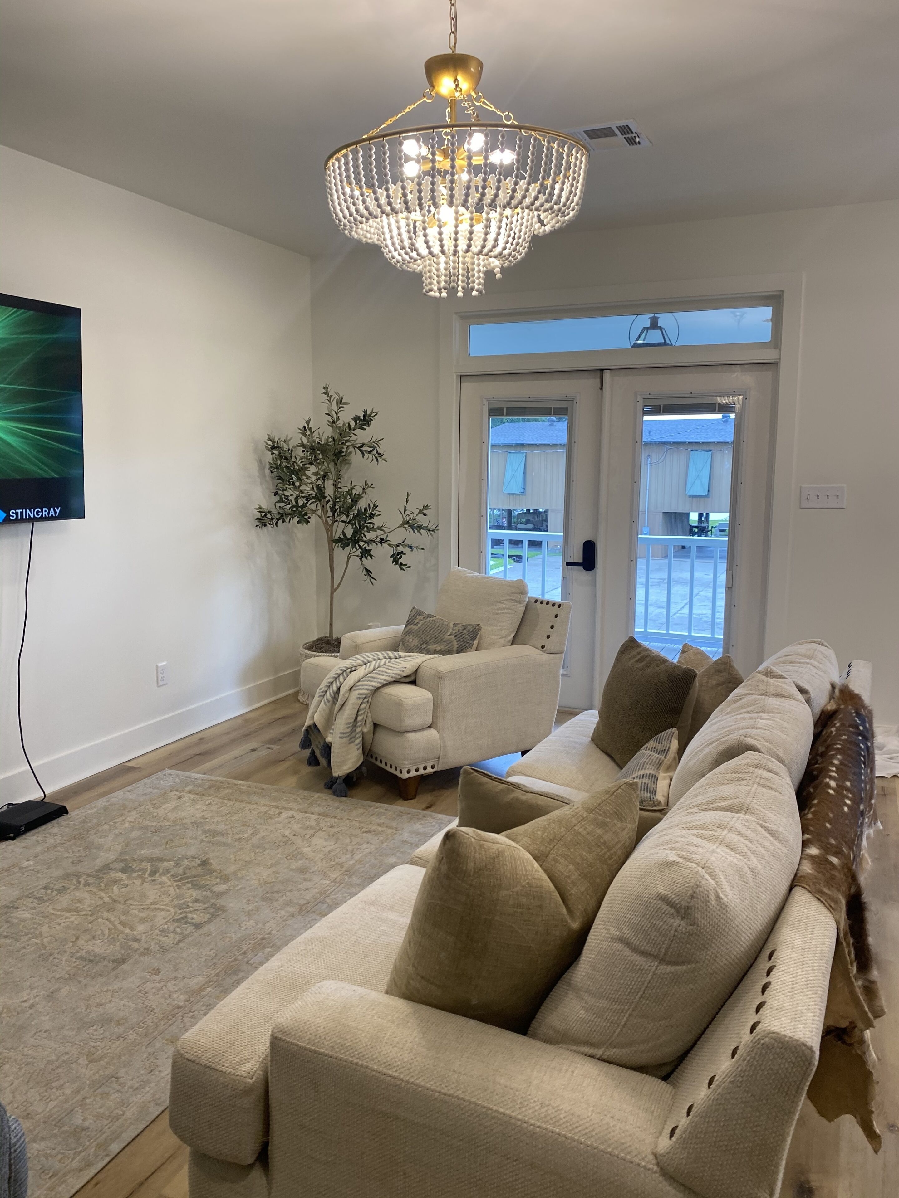 Beautiful Lake house located in Big lake!