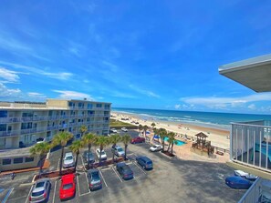 Premium-Studio, 1 King-Bett und Schlafsofa, Meerblick | Blick vom Balkon