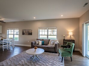 Deluxe Condo | Living area