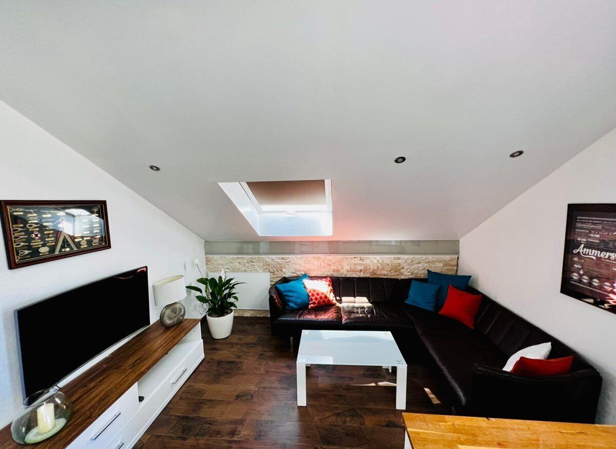 Apartment with an unobstructed view of the countryside