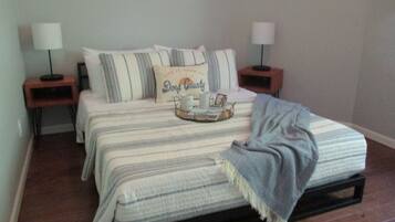 2 chambres, fer et planche Ă repasser, Wi-Fi gratuit, draps fournis