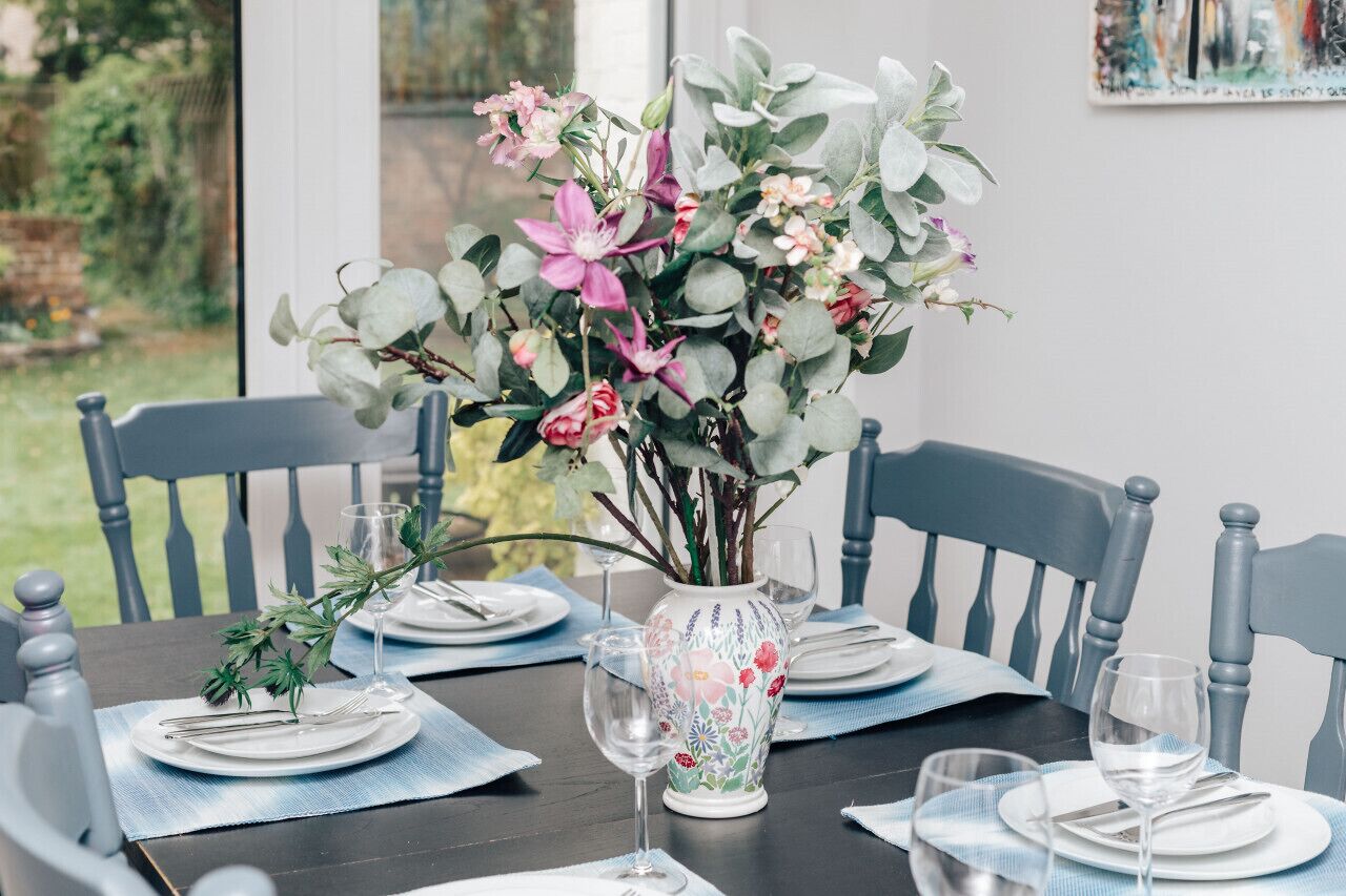 Montpellier House Centrally Located Large Garden