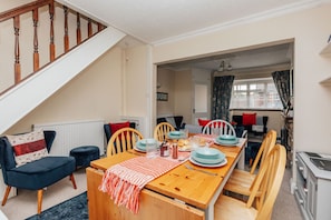 House | 3 bedrooms - Park End House - Parking Pet Friendly - From 180 Per Night (Henley-on-Thames)