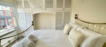 Park End House - Parking Pet Friendly - From 180 Per Night