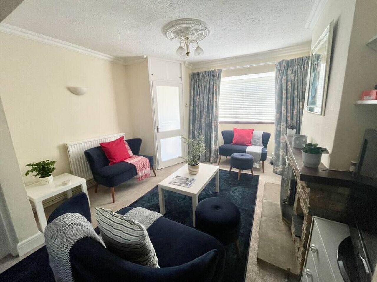 Park End House - Parking Pet Friendly