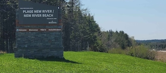 Short access to ATV Trail systems! Gorgeous 20min Coastal drive to New River Beach!