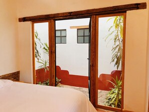 Deluxe Double Room, 1 King Bed, Garden View, Ground Floor