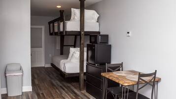 Standard Studio, Non Smoking (1 Sleeper Sofa or 2 Murphy Bunk Beds) | Free WiFi