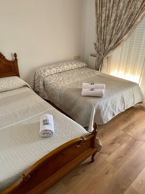 6 camere, Wi-Fi gratuito, lenzuola