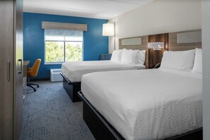 Desk, blackout curtains, iron/ironing board, free WiFi - Holiday Inn Express Rocky Mount Sports Center by IHG (Rocky Mount)