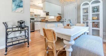 Serene coastal cottage in Wilmington