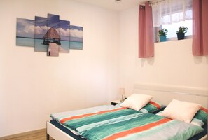 1 bedroom, travel crib, WiFi, bed sheets
