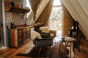 Premium bedding, individually decorated, individually furnished - Estância Nazari (Urubici)