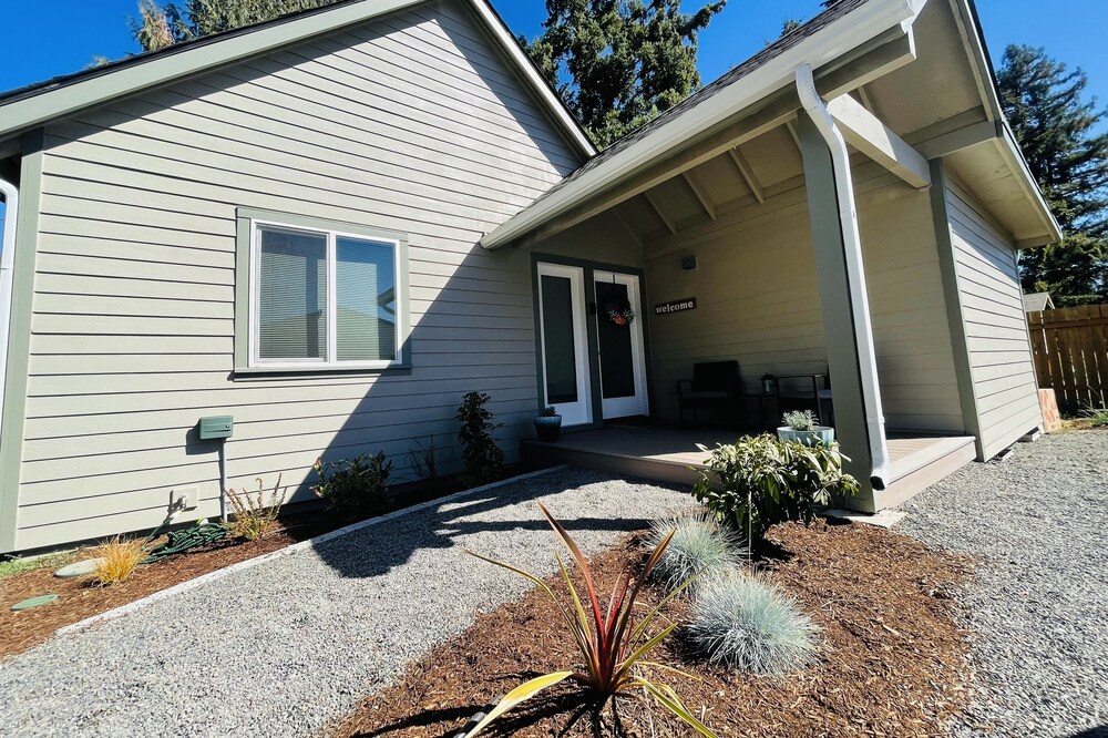 Modern & Charming Silverton Getaway Cottage- 1 mile from downtown!