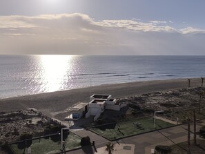 Sun loungers - Vacation apartment - Splendid sea view, Private parking (Le Barcarès)