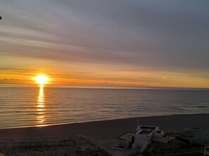 Sun loungers - Vacation apartment - Splendid sea view, Private parking (Le Barcarès)