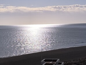 Sun loungers - Vacation apartment - Splendid sea view, Private parking (Le Barcarès)