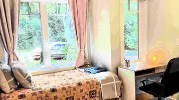 2 soveværelser, skrivebord, strygejern/strygebræt, gratis Wi-Fi