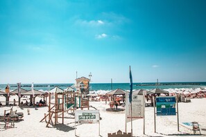 Vlak bij het strand, strandlakens