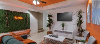 Orange Paradise#Unique Experience*Outdoor Patio!