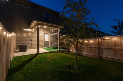 Orange Paradise#Unique Experience*Outdoor Patio!