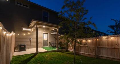 Orange Paradise#Unique Experience*Outdoor Patio!