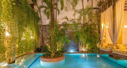 “Heated pool” Spectacular House Old City