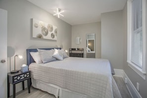 1 bedroom, desk, iron/ironing board, WiFi