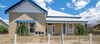 Paddington Villa 3 Close to town, Neat & Practical