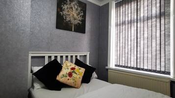 House, Multiple Beds | 3 bedrooms, free WiFi, bed sheets