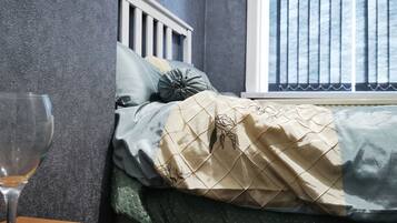 House, Multiple Beds | 3 bedrooms, free WiFi, bed sheets