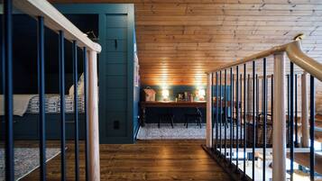 4 chambres, bureau, Wi-Fi gratuit, draps fournis