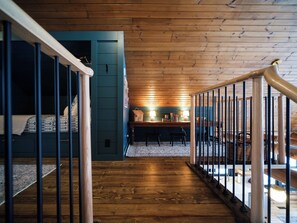 4 bedrooms, desk, free WiFi, bed sheets