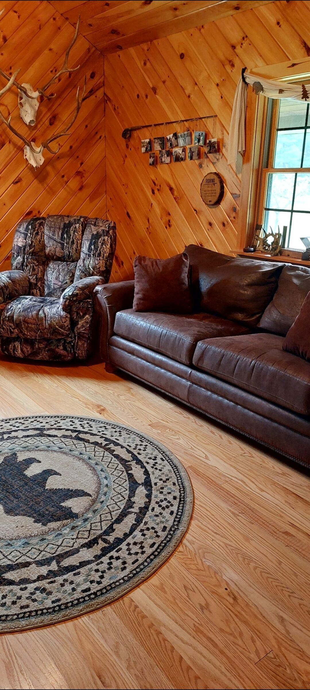 Private Country Cabin less than 20 mi. from Clear Creek & Cook Forest State Park