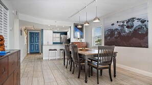 Condo, 2 Bedrooms | Private kitchen