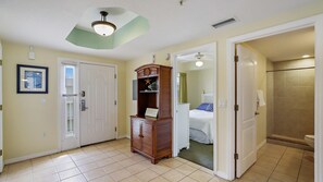 Room - Sunset Vistas 610n by Sandy Beach Vacations (Treasure Island)