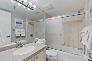 Apartment, 3 Schlafzimmer | Badezimmer
