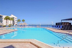 Pool - La Puerta 4-231 by Sandy Beach Vacations (St. Petersburg)