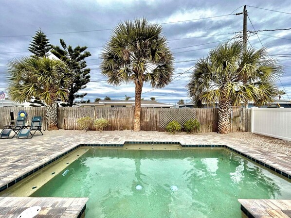 Outdoor pool, a heated pool - Steps From the Beach With Saltwater Heated Pool (Ormond Beach)