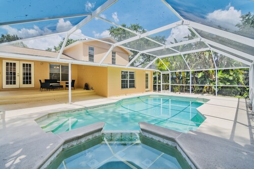 Spacious 2 Story - Pool - Game Room - Tampa