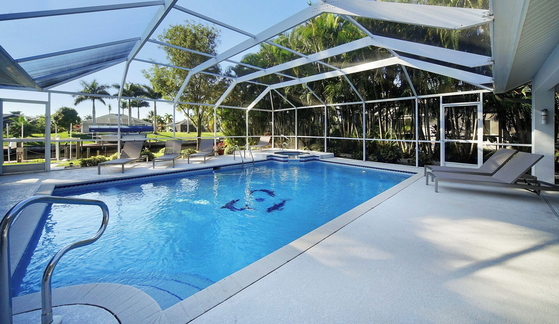 Amazing 4 bedroom waterfront villa with gulf access