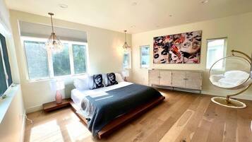 5 bedrooms, iron/ironing board, travel cot, free WiFi