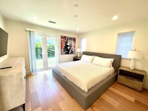 5 bedrooms, iron/ironing board, travel cot, free WiFi