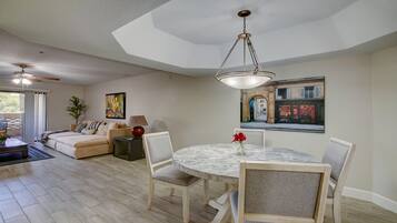 Apartment | In-room dining