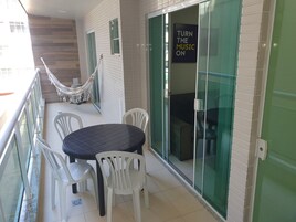 Apartamento | Patio hawaiano